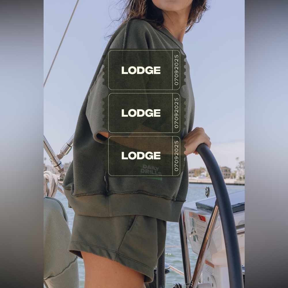 DAILY DRILLS !!! Lodge Set (short sleeve sweatshirt, super shorts, tank top) M/L